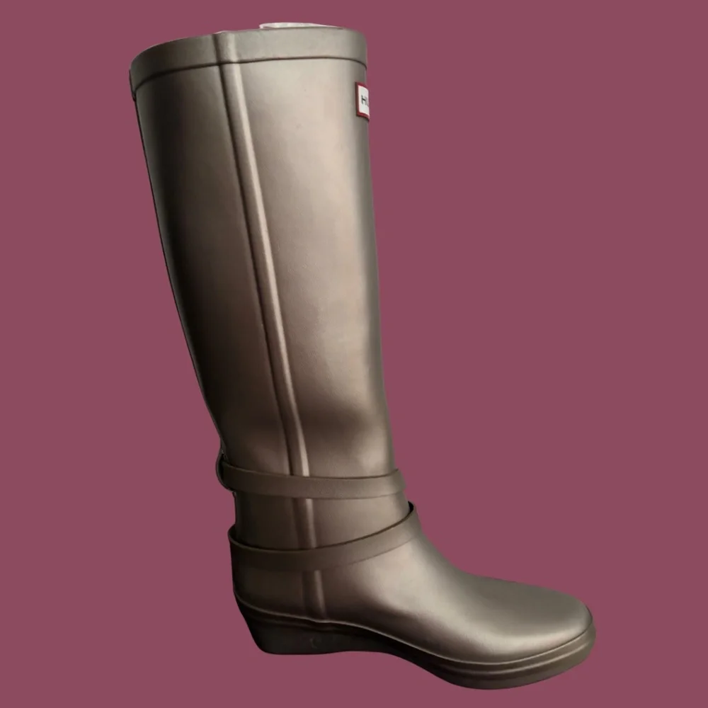 Hunter Andora Tall boot in Titanium - Pre- Loved Size 8 - Picture 3 of 7
